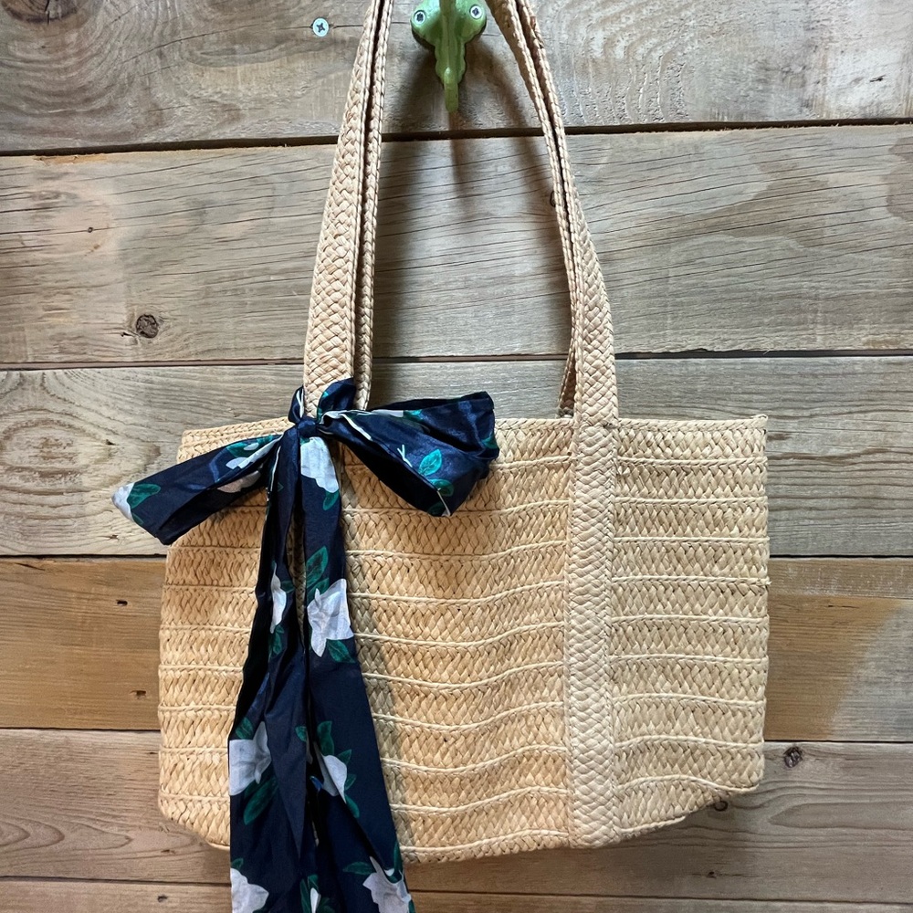 Draper James Woven Tote with Navy Floral Scarf